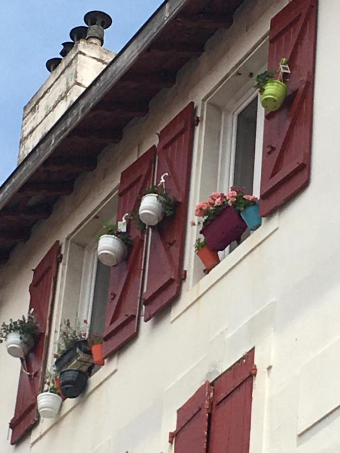 Belle Chambre Au Coeur De Bayonne Apartment Exterior photo