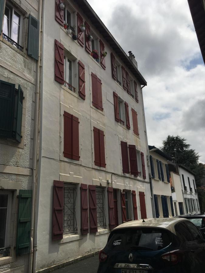 Belle Chambre Au Coeur De Bayonne Apartment Exterior photo